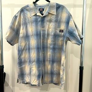 Extra large, dickies, button-down shirt used